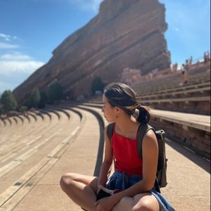 Meet your Posher, Ellen